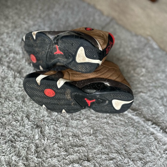 Air Jordan 14 Retro 'Winterized' Sneakers - Picture 7 of 8